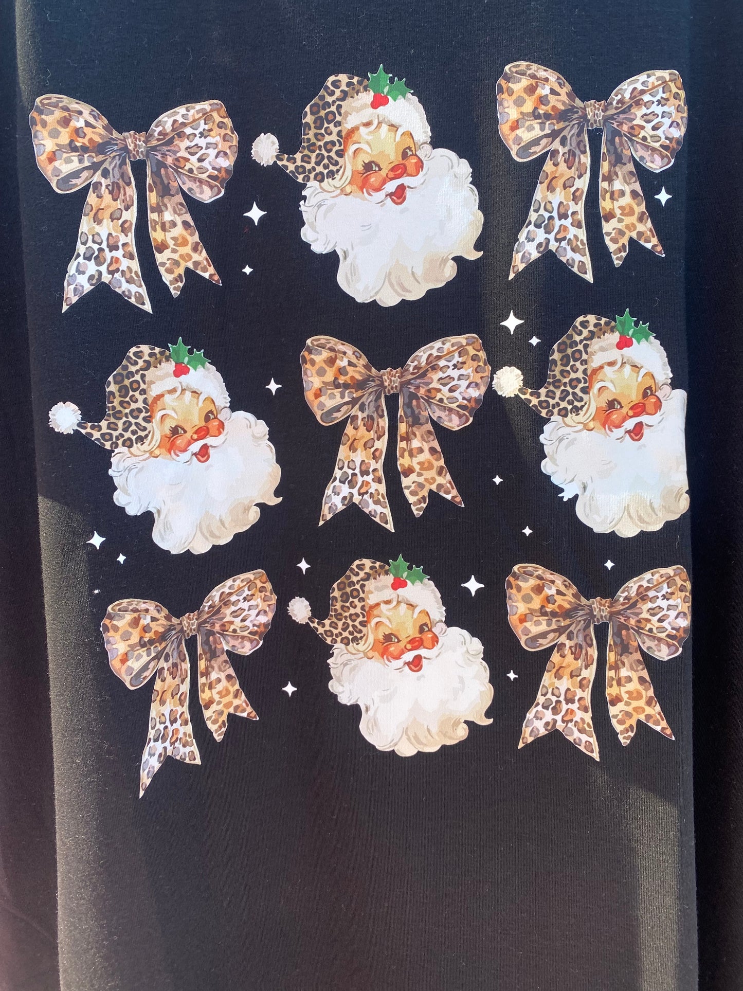 Leopard Santa T-shirt